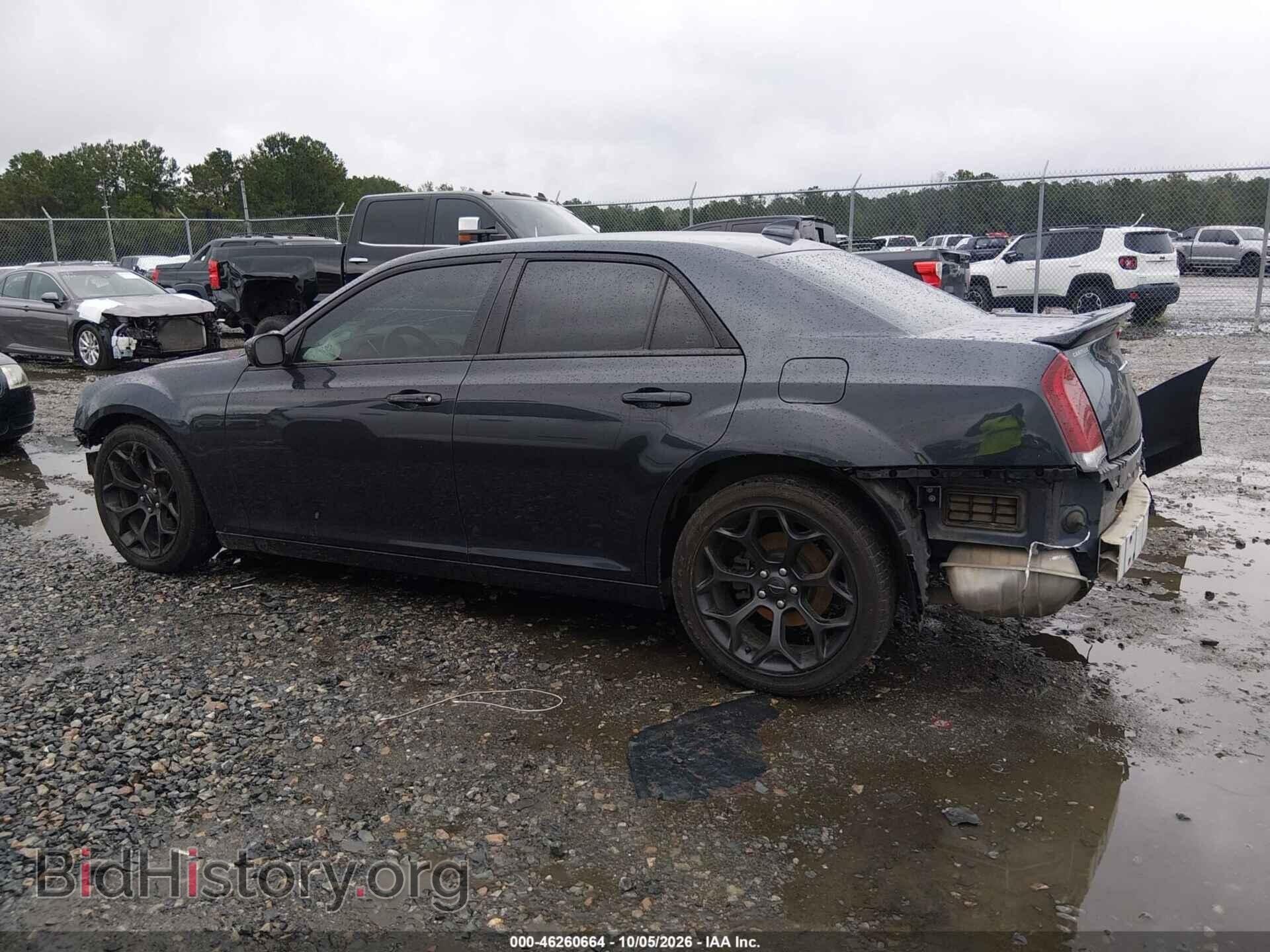 2019 CHRYSLER 300 - VIN: 2C3CCABG2KH515623 - Фото 15