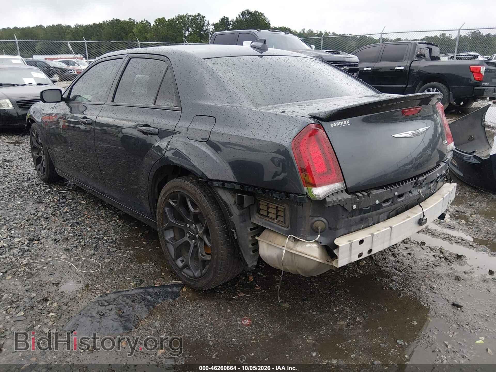 2019 CHRYSLER 300 - VIN: 2C3CCABG2KH515623 - Фото 3