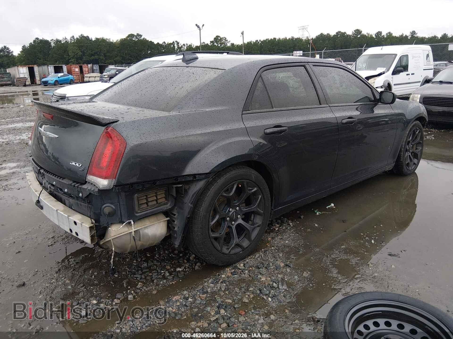 2019 CHRYSLER 300 - VIN: 2C3CCABG2KH515623 - Фото 4