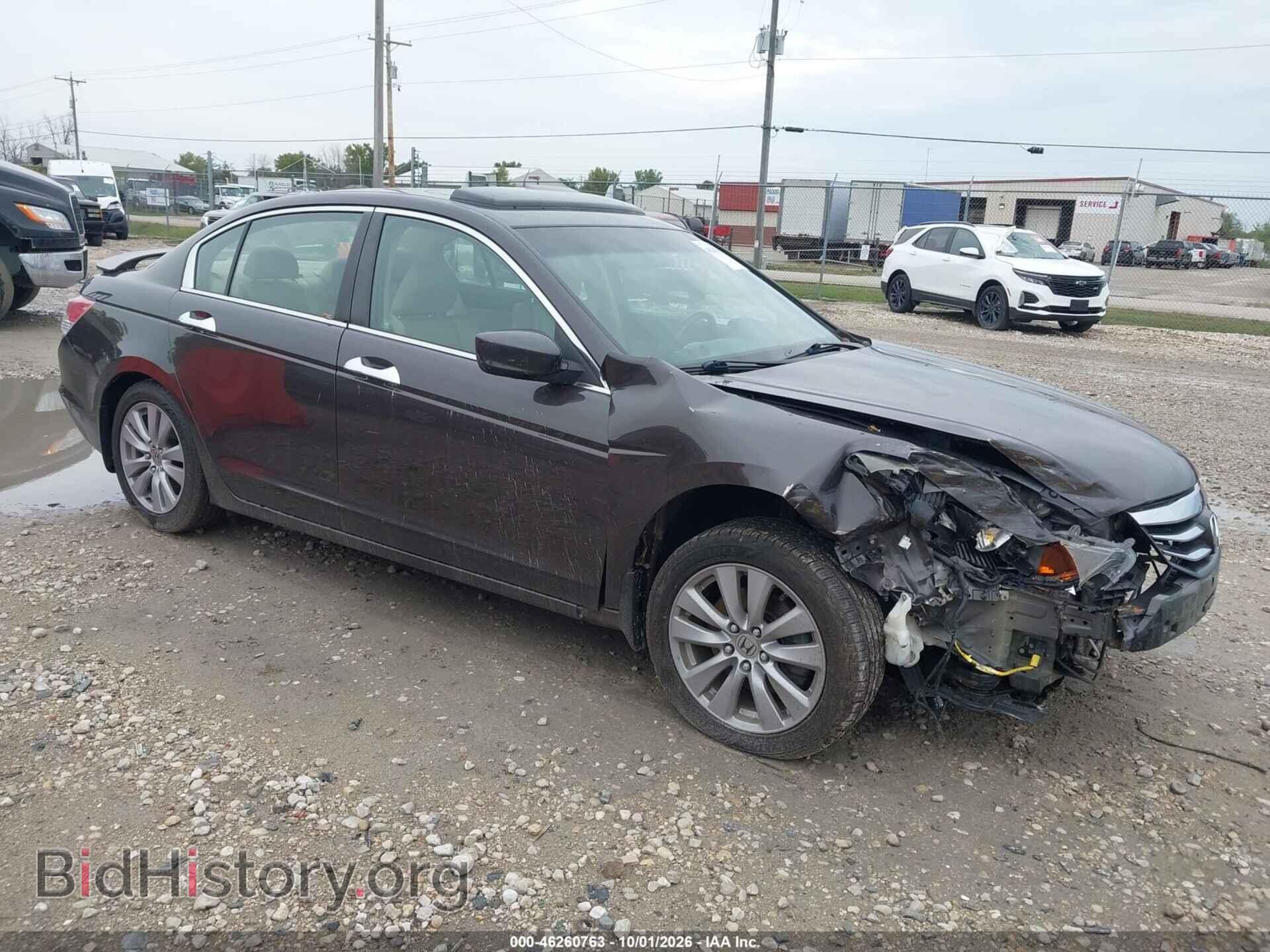 Фотография 1HGCP3F87BA005203 - HONDA ACCORD 2011