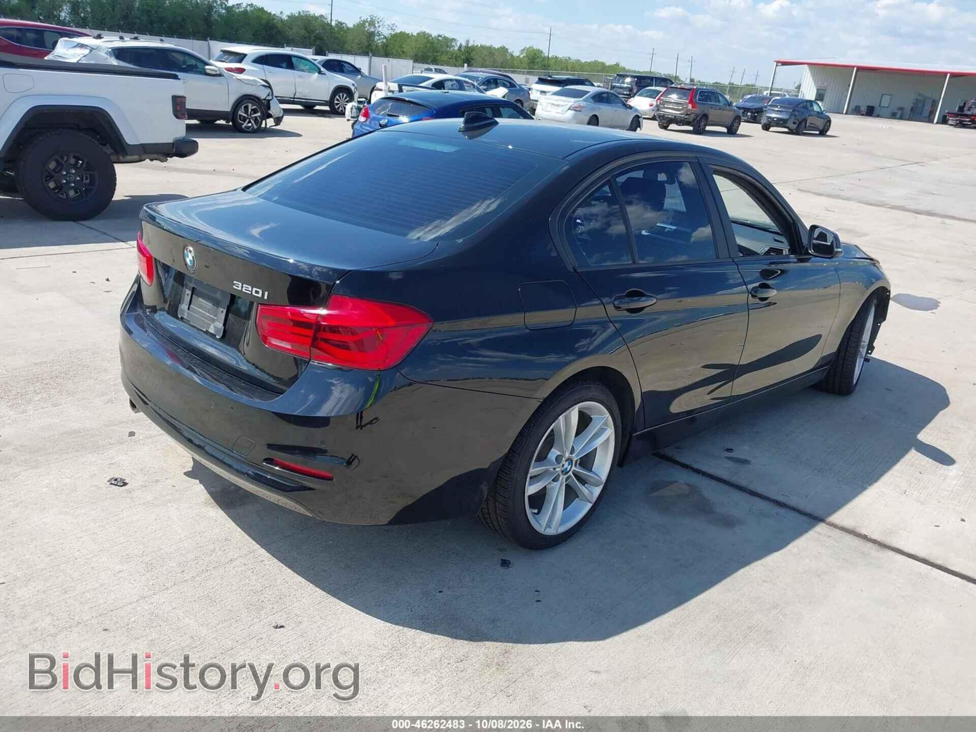 2018 BMW 320I - VIN: WBA8E1G52JNU88977 - Фото 4