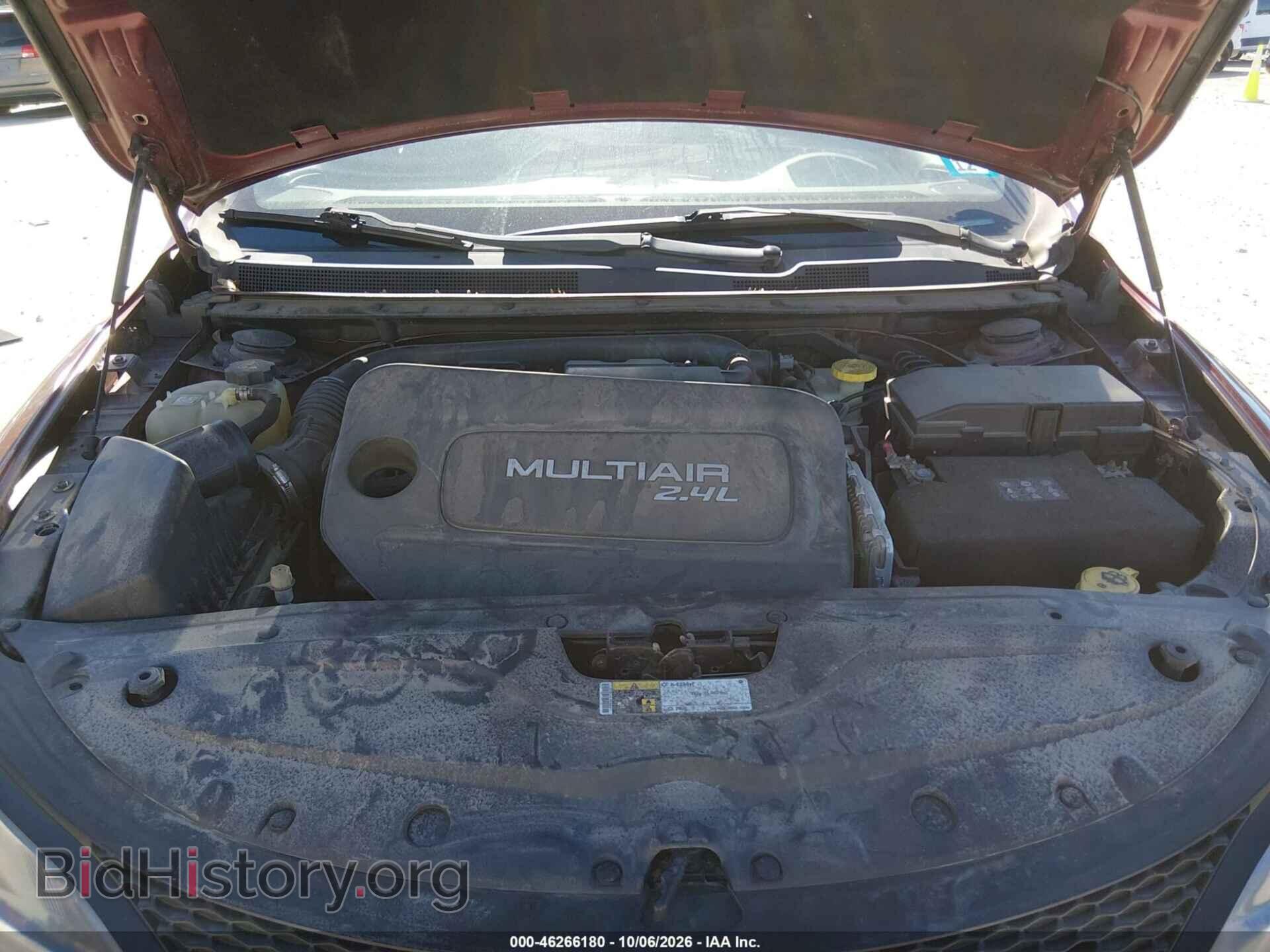 2016 CHRYSLER 200 - VIN: 1C3CCCBB5GN118633 - Photo 10