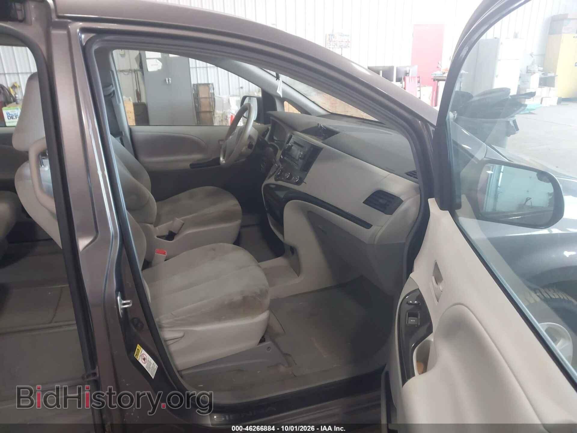 2012 TOYOTA SIENNA - VIN: 5TDKA3DC3CS013094 - Photo 5