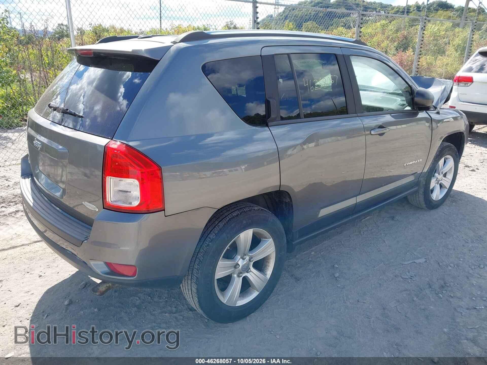 2012 JEEP COMPASS - VIN: 1C4NJDEB0CD624351 - Фото 4