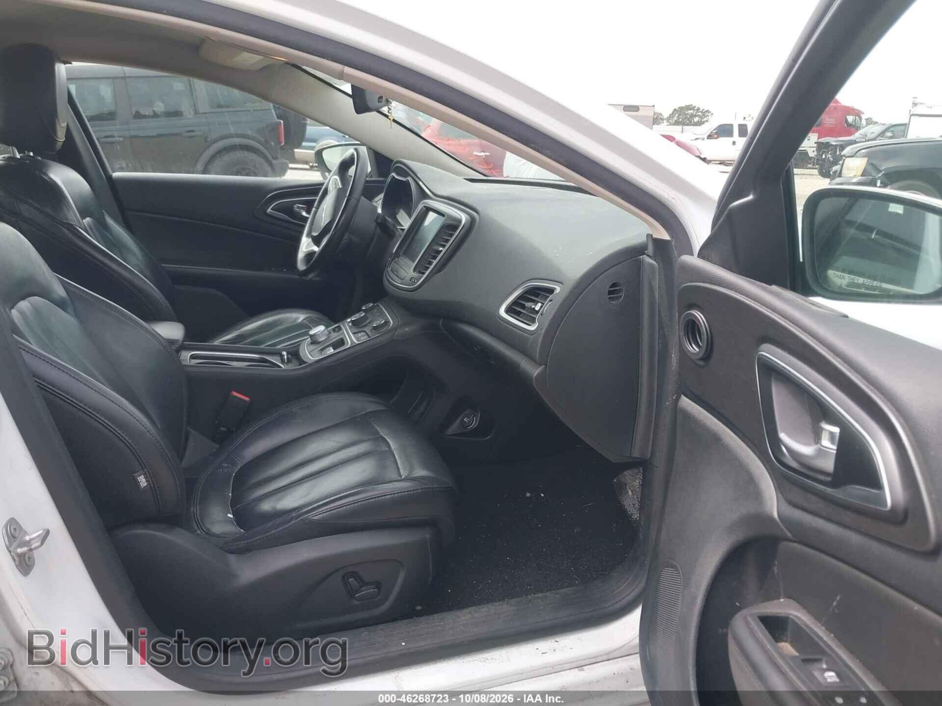 2016 CHRYSLER 200 - VIN: 1C3CCCAB6GN188577 - Photo 5