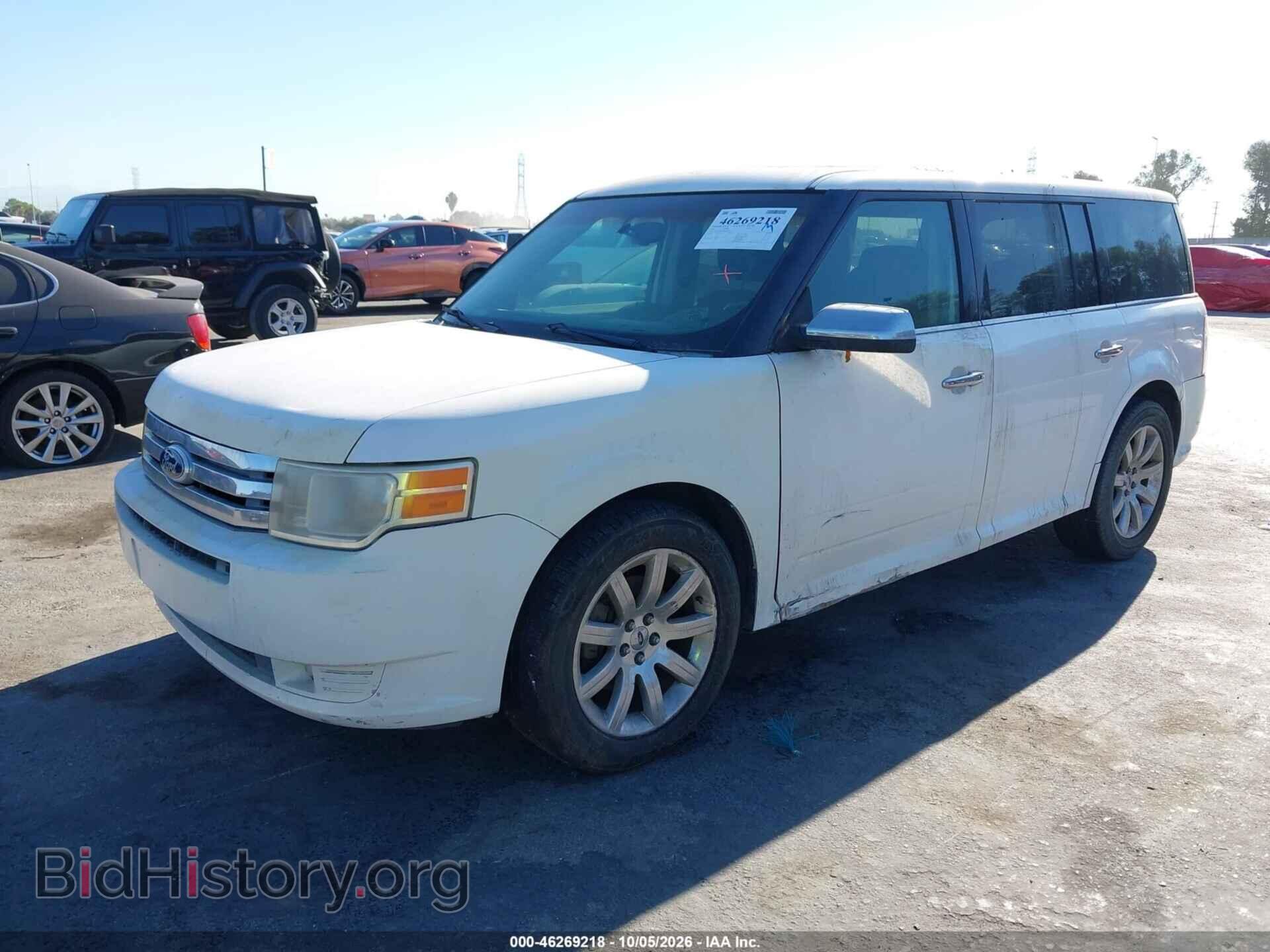 2011 FORD FLEX - VIN: 2FMGK5DC6BBD33651 - Photo 2