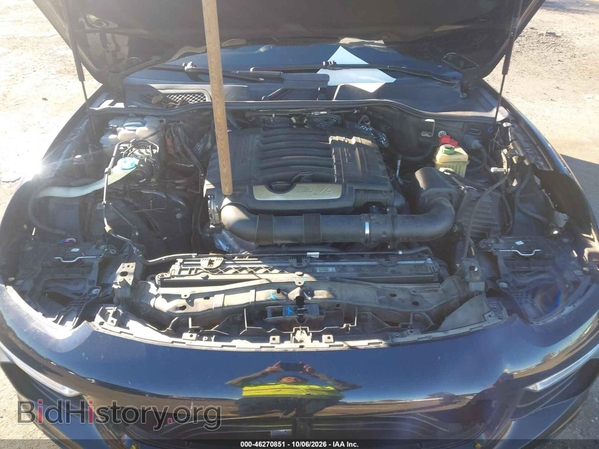 2016 PORSCHE CAYENNE - VIN: WP1AA2A20GKA14264 - Photo 10
