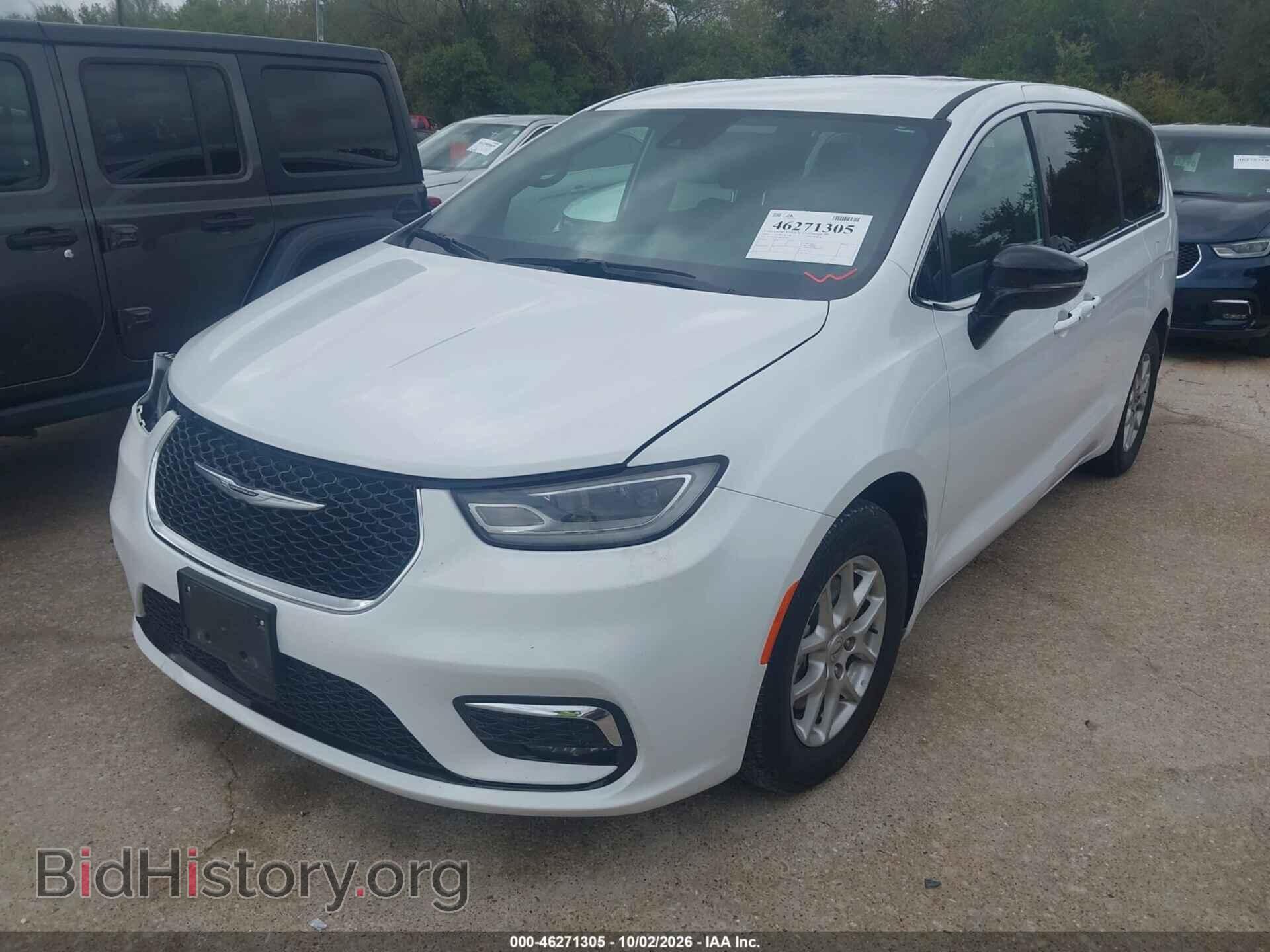 2025 CHRYSLER PACIFICA - VIN: 2C4RC1BG4SR532360 - Photo 2