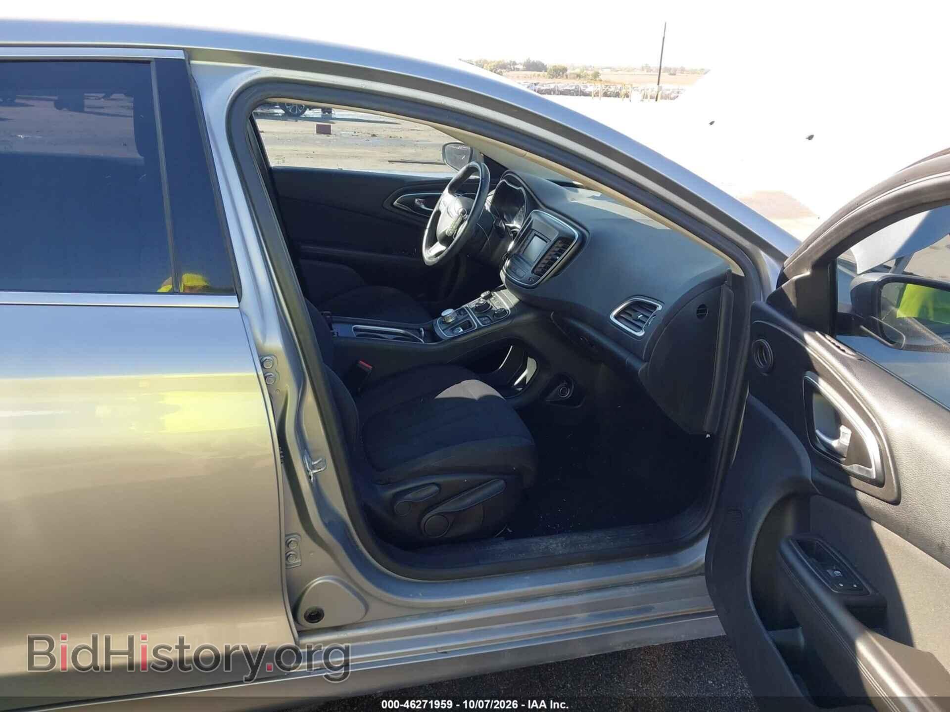 2016 CHRYSLER 200 - VIN: 1C3CCCAB1GN119876 - Фото 5