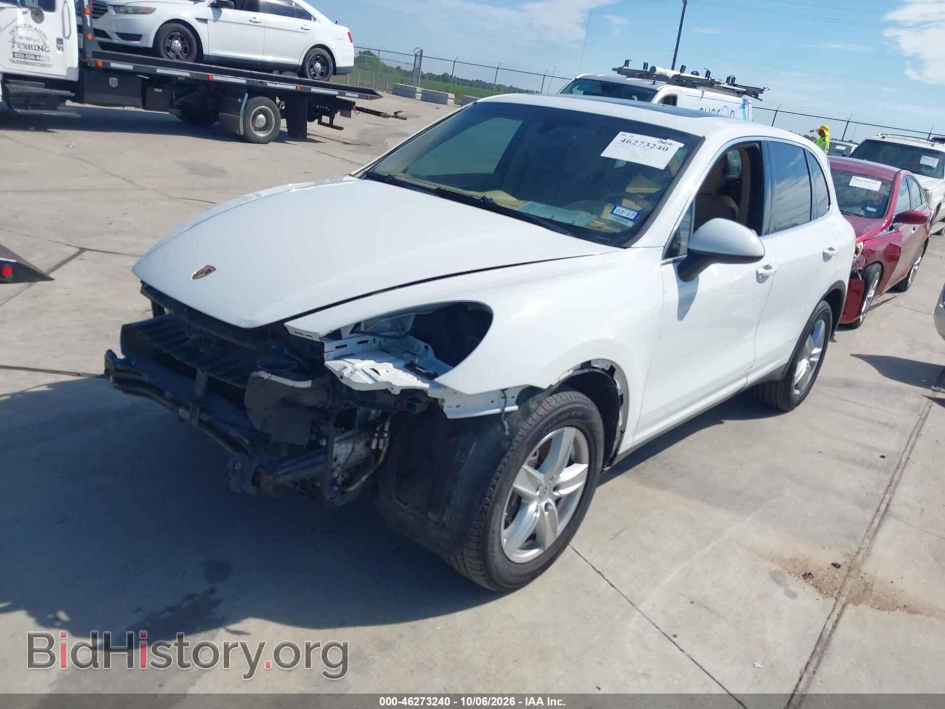 Report WP1AA2A26ELA91292 PORSCHE CAYENNE 2014 White Gasoline - price ...