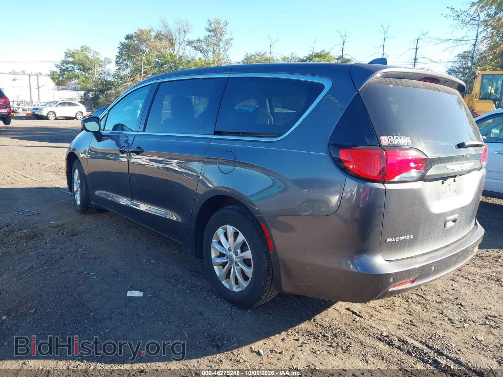2017 CHRYSLER PACIFICA - VIN: 2C4RC1DG5HR578947 - Фото 3