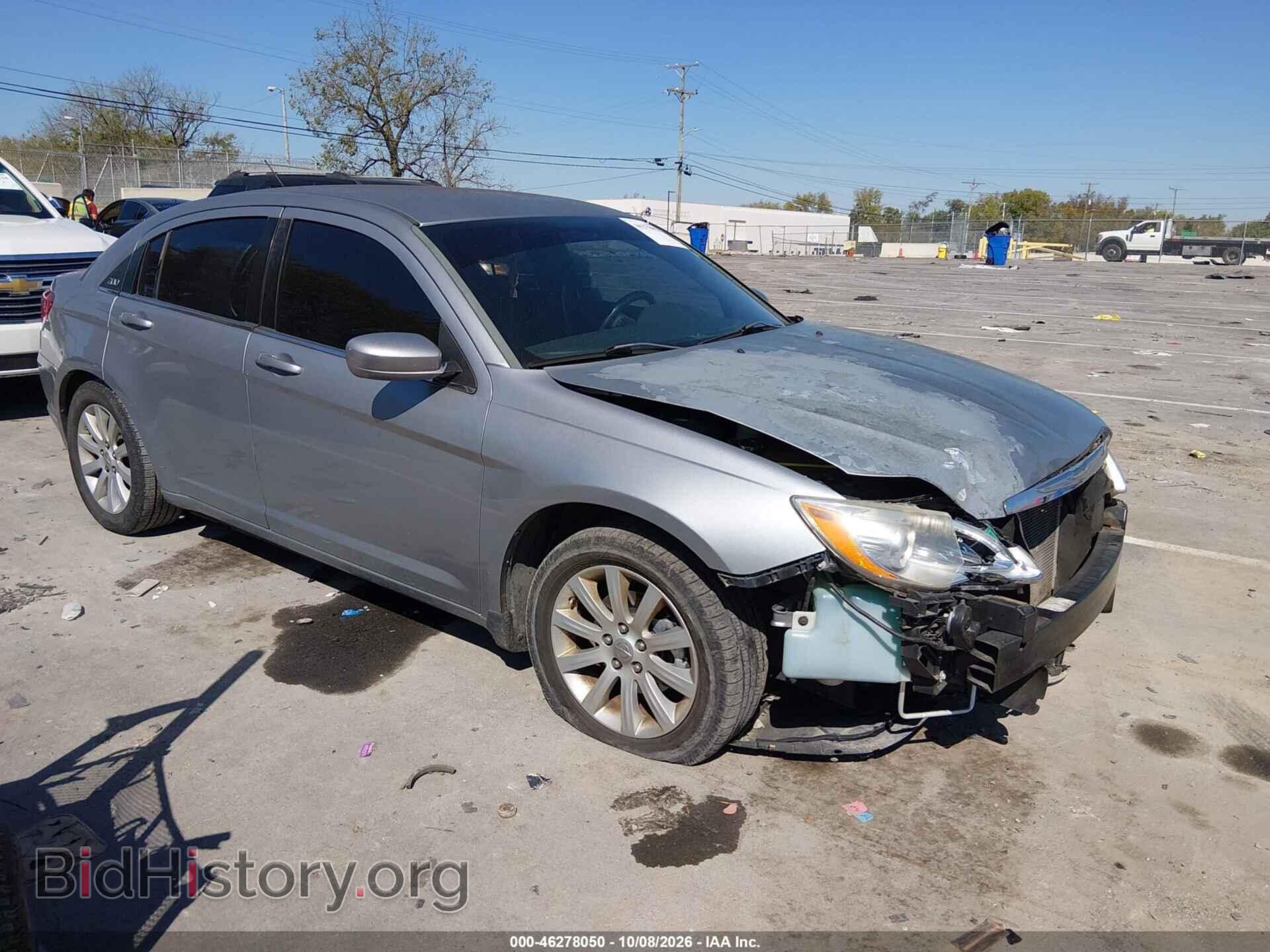 Фотография 1C3CCBBG8EN114028 - CHRYSLER 200 2014