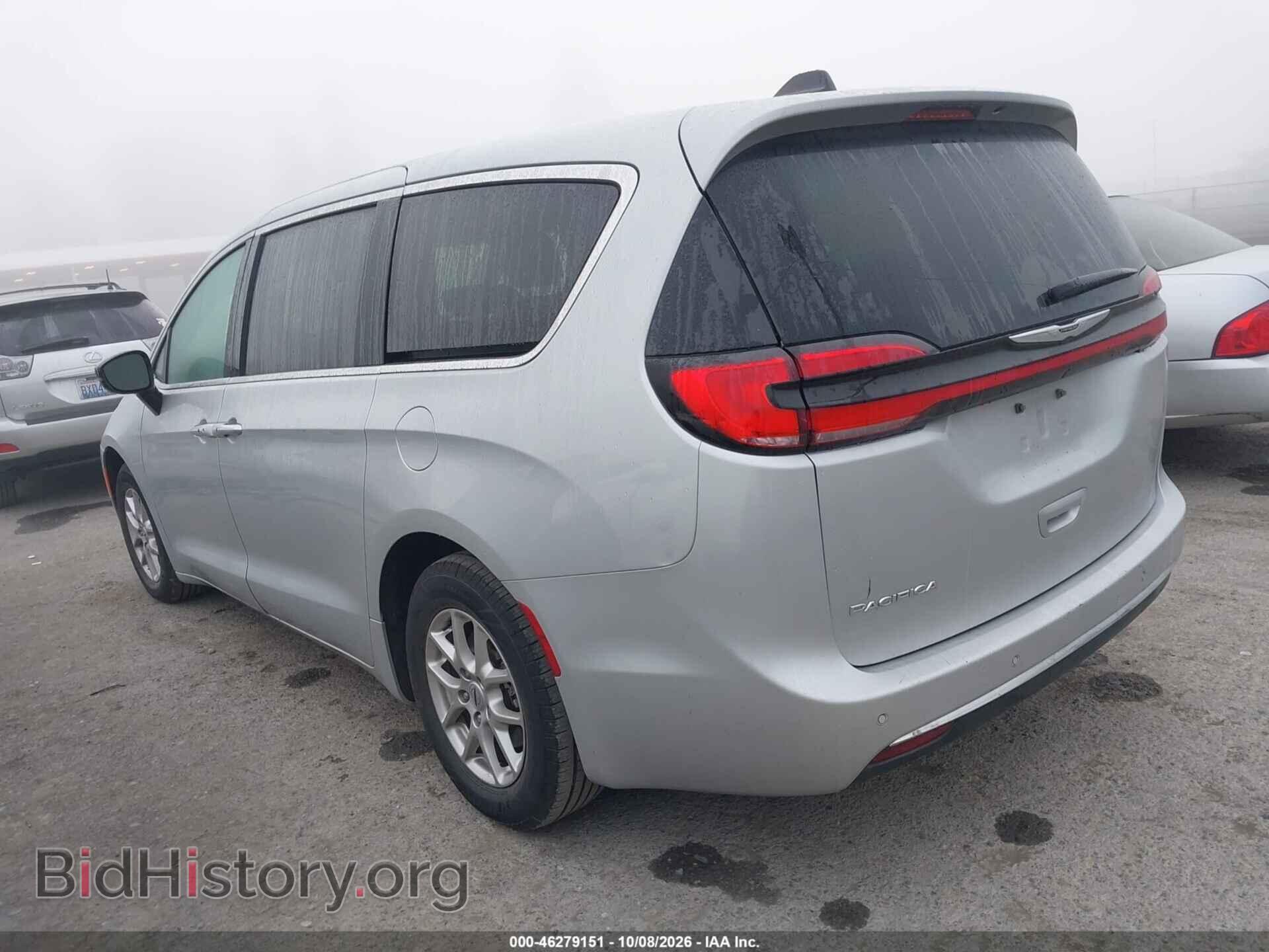 2024 CHRYSLER PACIFICA - VIN: 2C4RC1BG3RR162268 - Photo 3