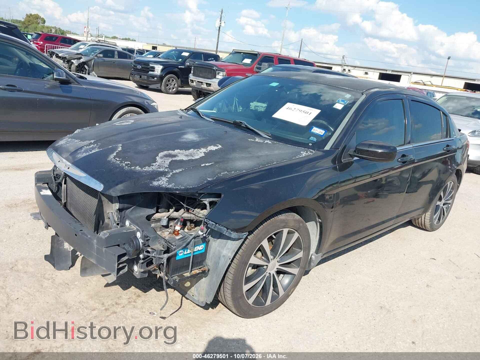 2012 CHRYSLER 200 - VIN: 1C3CCBBGXCN302854 - Фото 6
