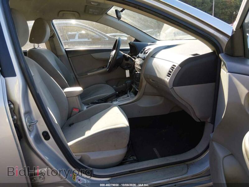 2011 Toyota COROLLA (VIN 2T1BU4EE4BC663976) — фото 5 из 11