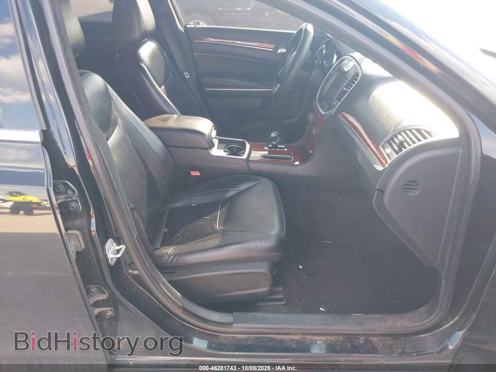 2013 CHRYSLER 300 - VIN: 2C3CCAAG0DH568728 - Фото 5