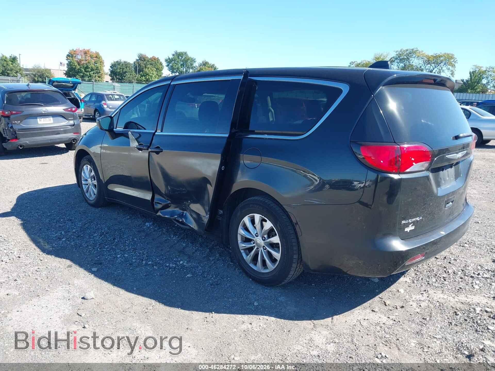 2017 CHRYSLER PACIFICA - VIN: 2C4RC1DG1HR745045 - Фото 3