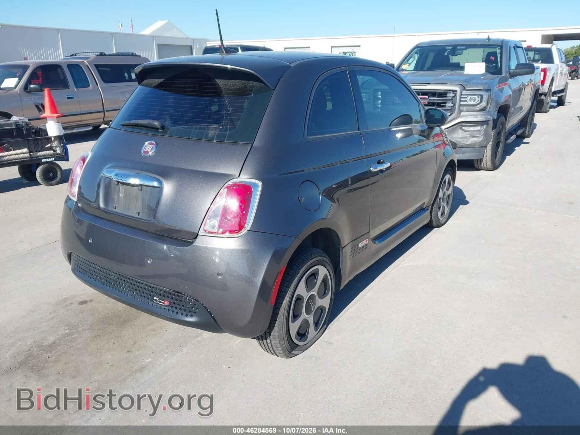 2017 FIAT 500E - VIN: 3C3CFFGEXHT620891 - Photo 4