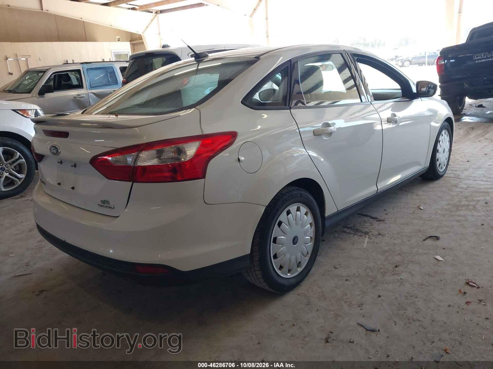 2014 FORD FOCUS - VIN: 1FADP3F23EL393768 - Photo 4