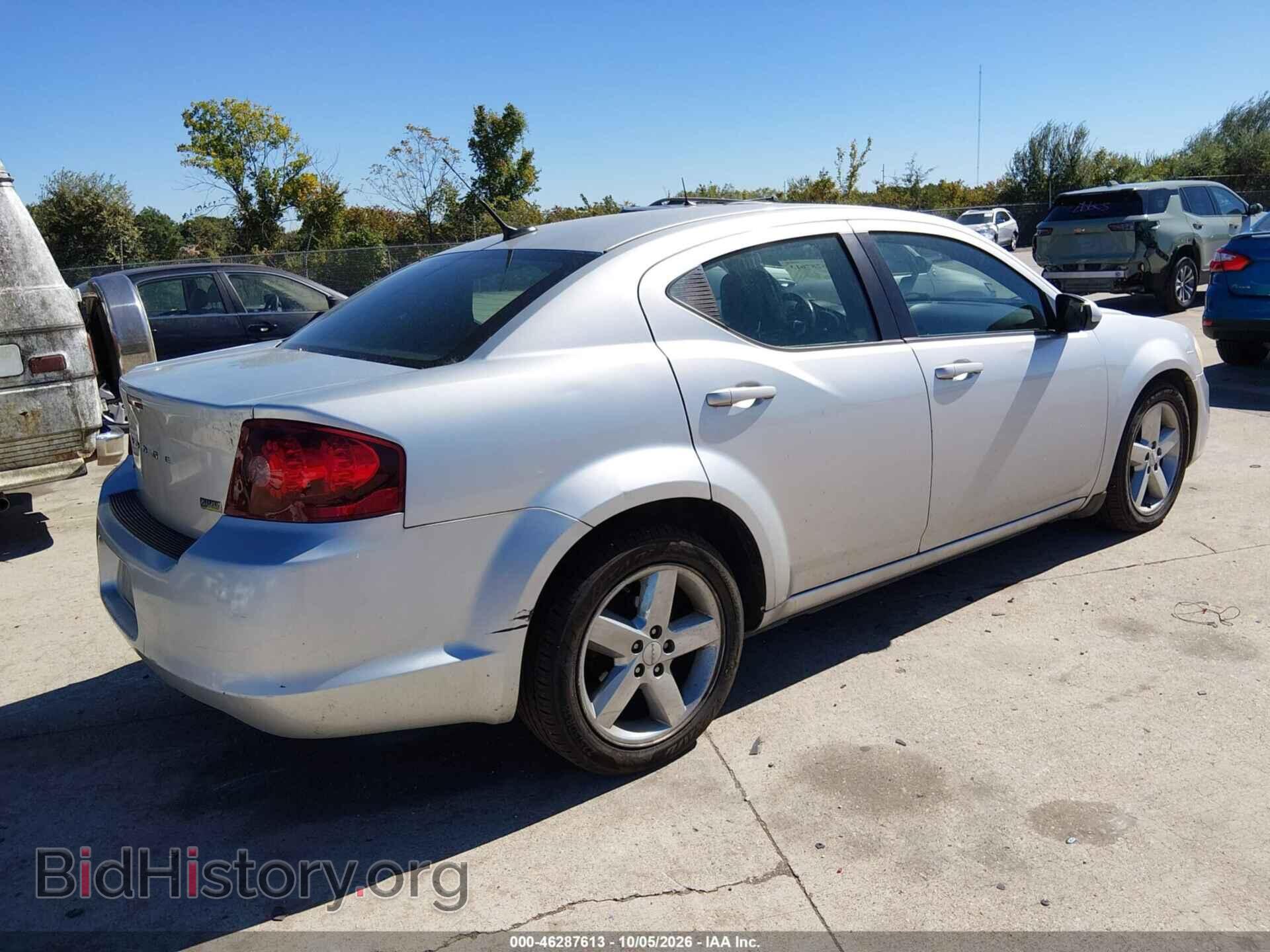 2011 DODGE AVENGER - VIN: 1B3BD2FG9BN531606 - Photo 4