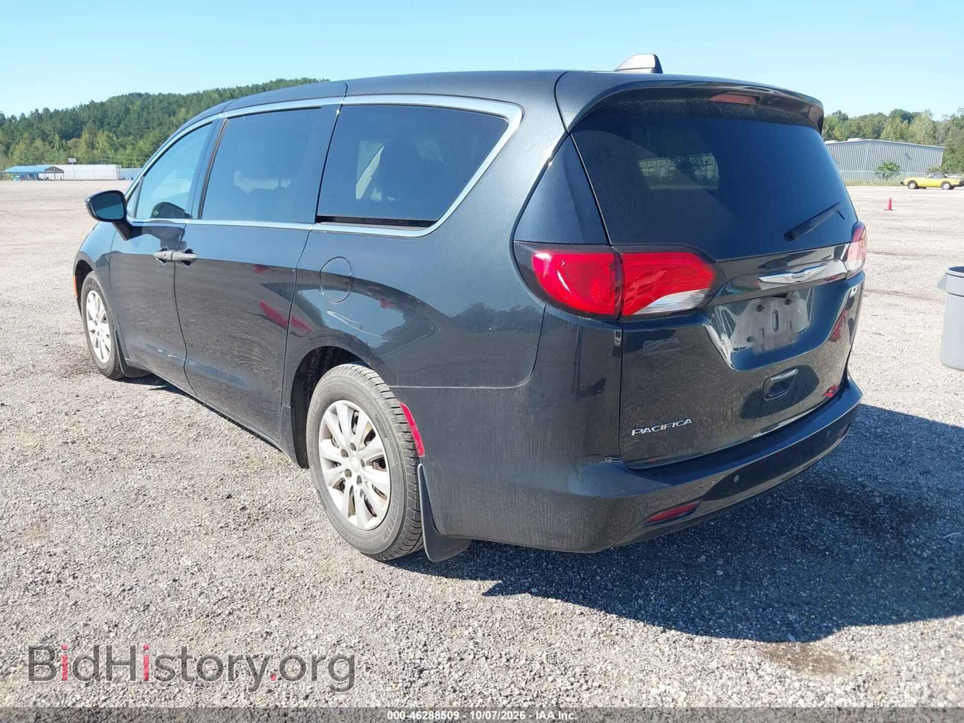 2018 CHRYSLER PACIFICA - VIN: 2C4RC1AG9JR274868 - Фото 3