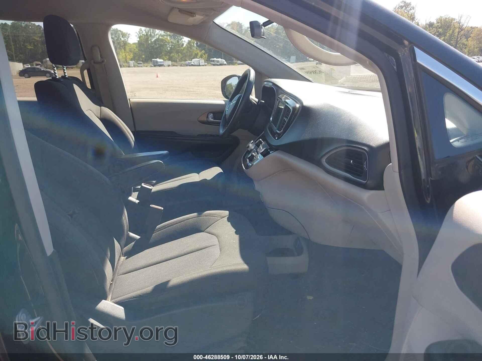 2018 CHRYSLER PACIFICA - VIN: 2C4RC1AG9JR274868 - Фото 5