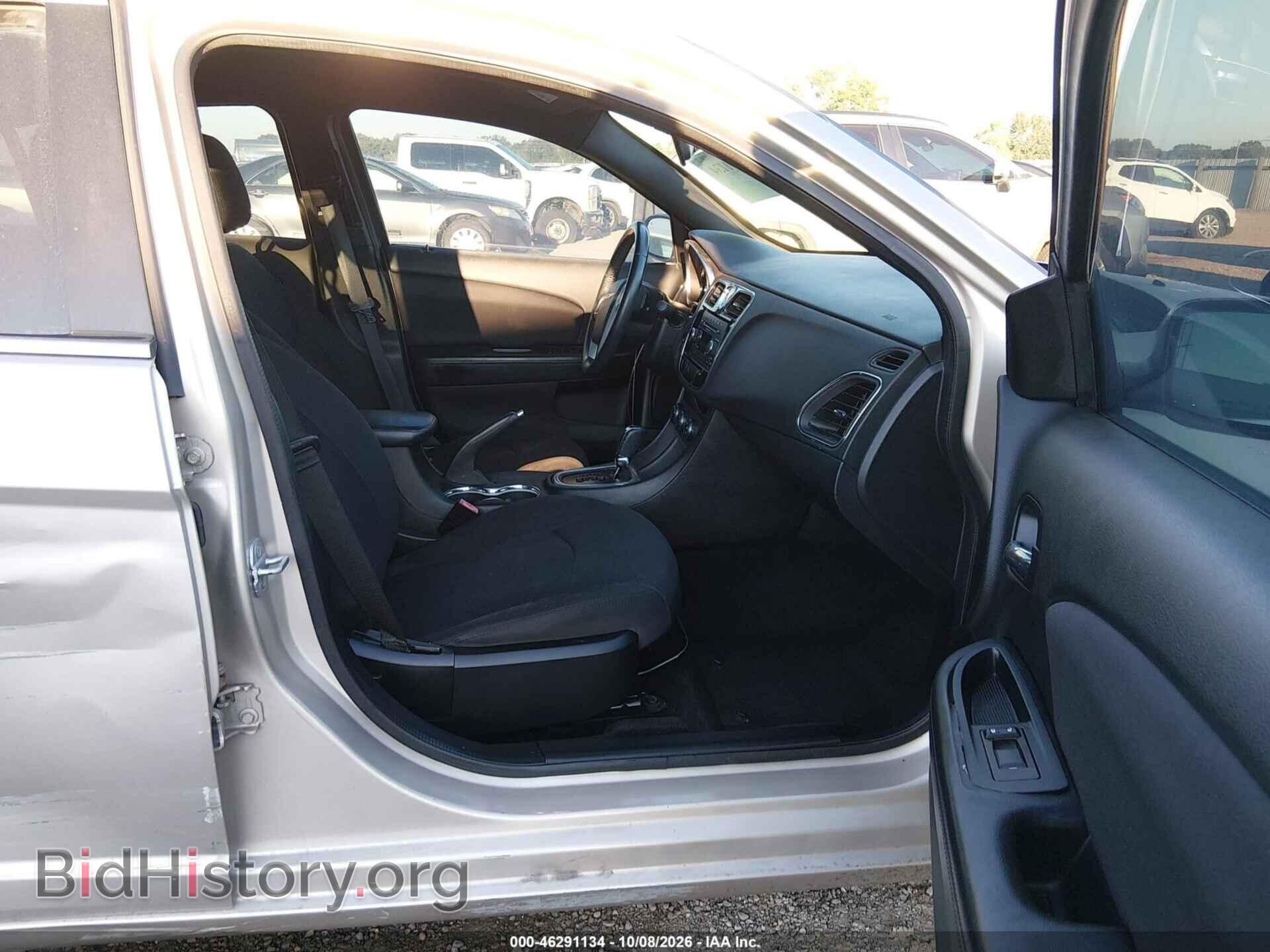 2013 CHRYSLER 200 - VIN: 1C3CCBBB3DN743330 - Фото 5