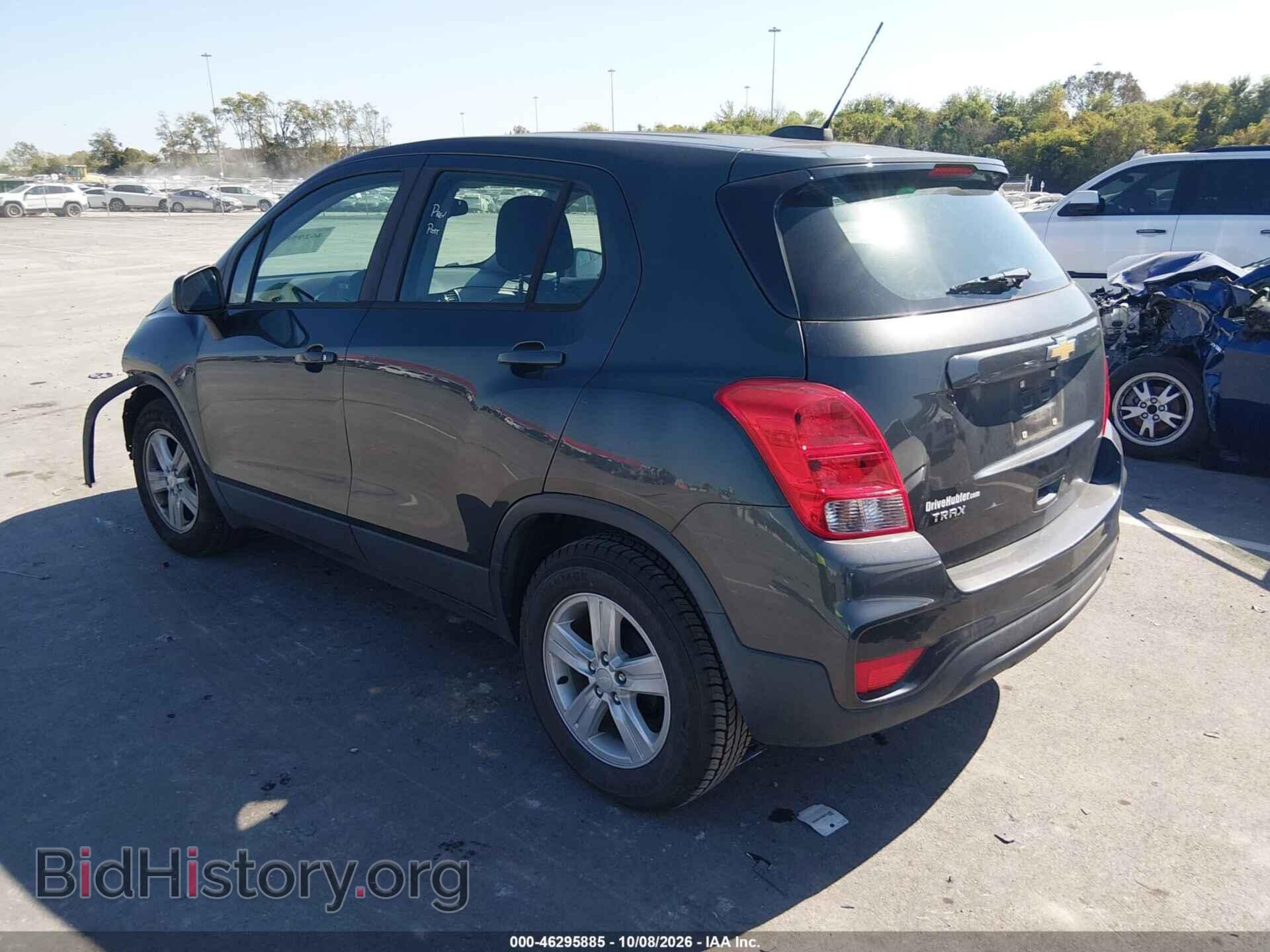 2019 CHEVROLET TRAX - VIN: 3GNCJKSB3KL402242 - Photo 3