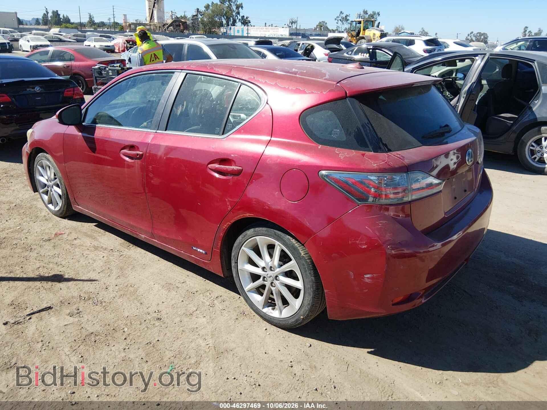 2011 LEXUS CT 200H - VIN: JTHKD5BH2B2011407 - Photo 3