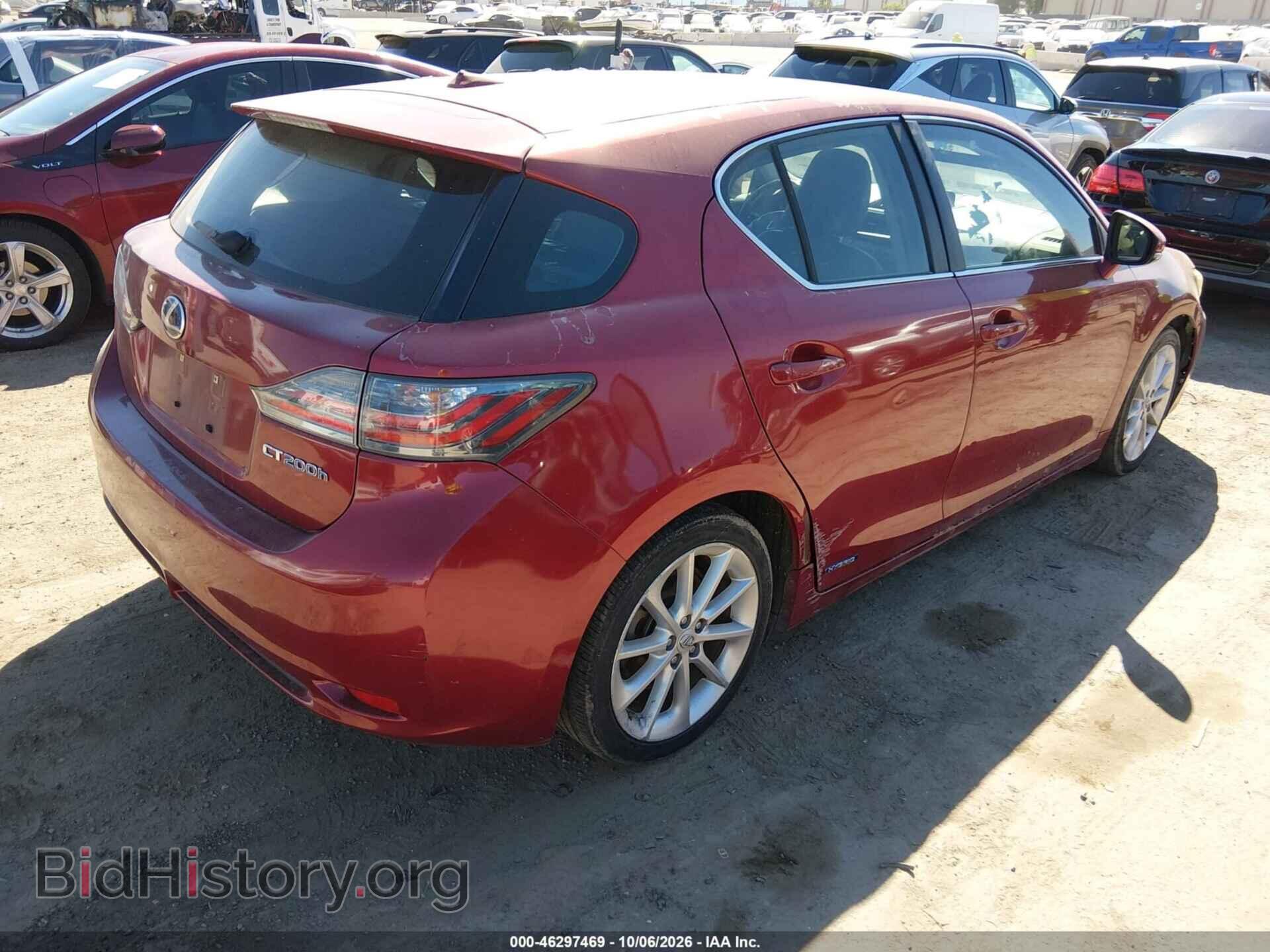 2011 LEXUS CT 200H - VIN: JTHKD5BH2B2011407 - Photo 4