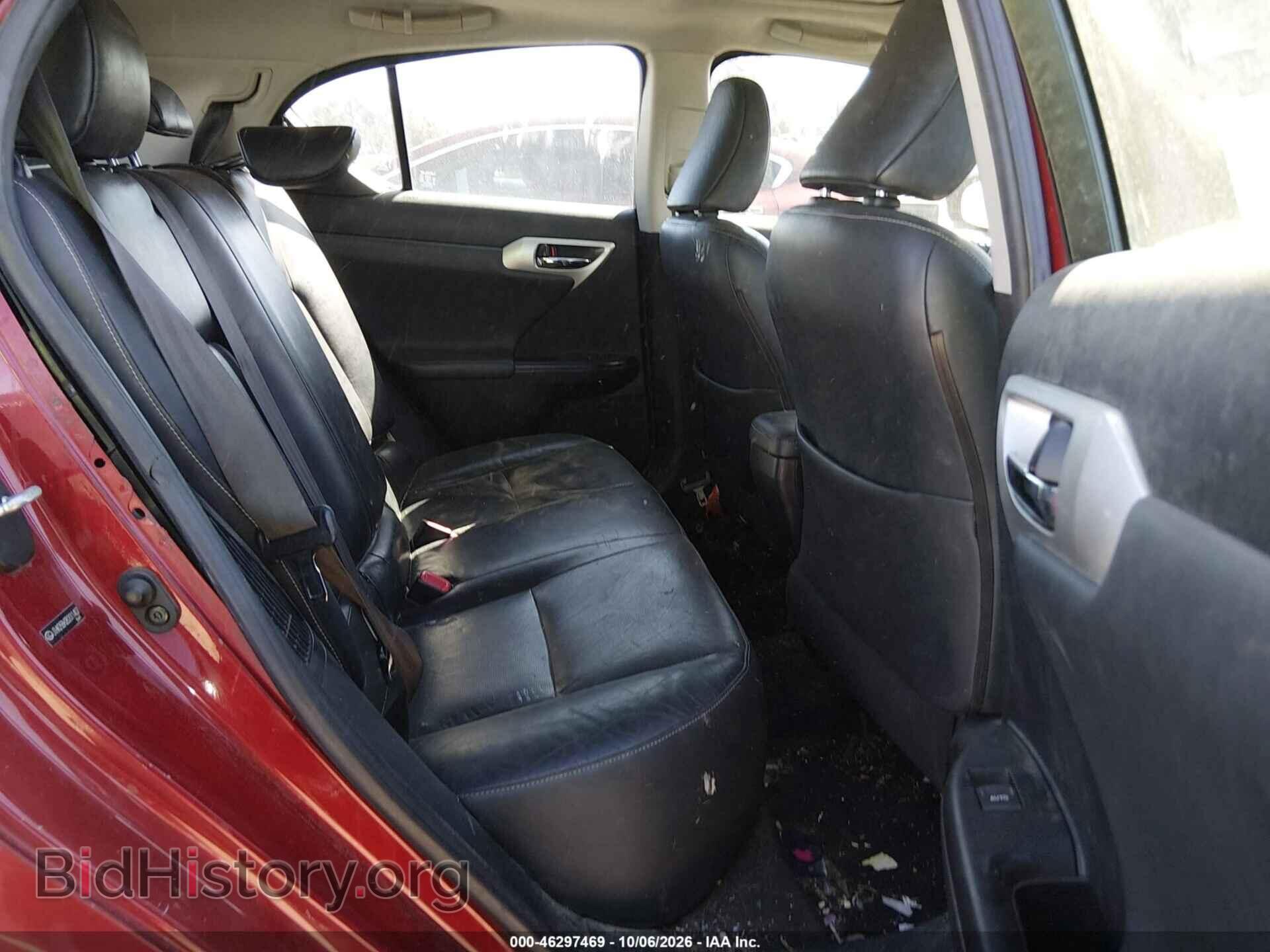 2011 LEXUS CT 200H - VIN: JTHKD5BH2B2011407 - Photo 8