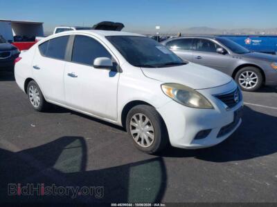 2013 Nissan VERSA 1.6 SV, белый — VIN 3N1CN7AP1DL889311, IAAI