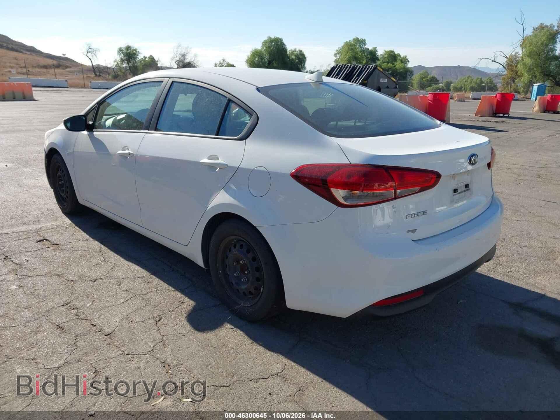 2017 KIA FORTE - VIN: 3KPFK4A72HE065152 - Фото 3