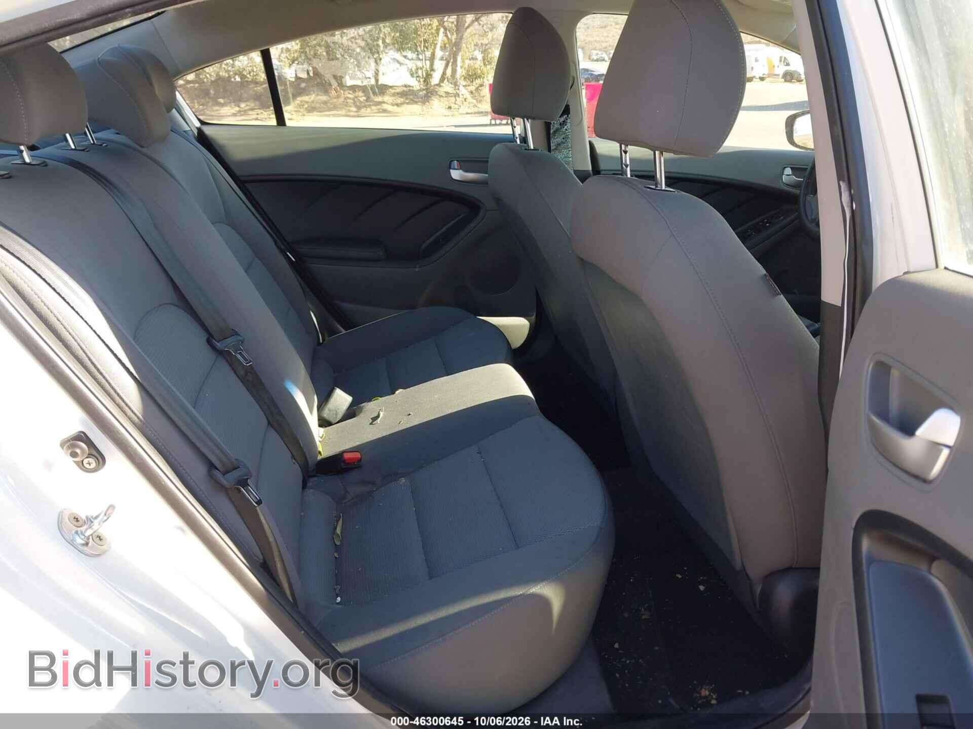 2017 KIA FORTE - VIN: 3KPFK4A72HE065152 - Фото 8