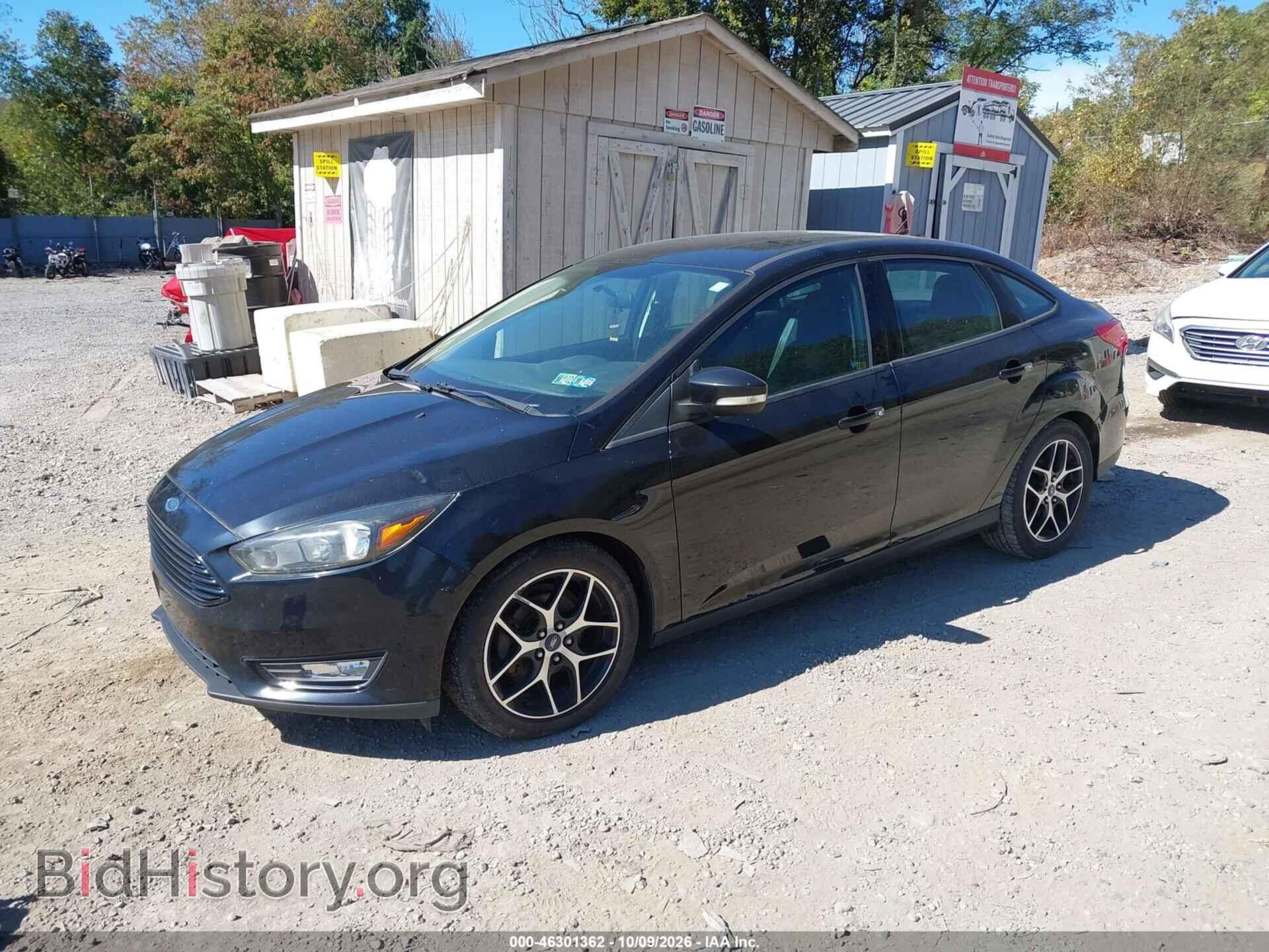 2017 FORD FOCUS - VIN: 1FADP3FE4HL275923 - Photo 2