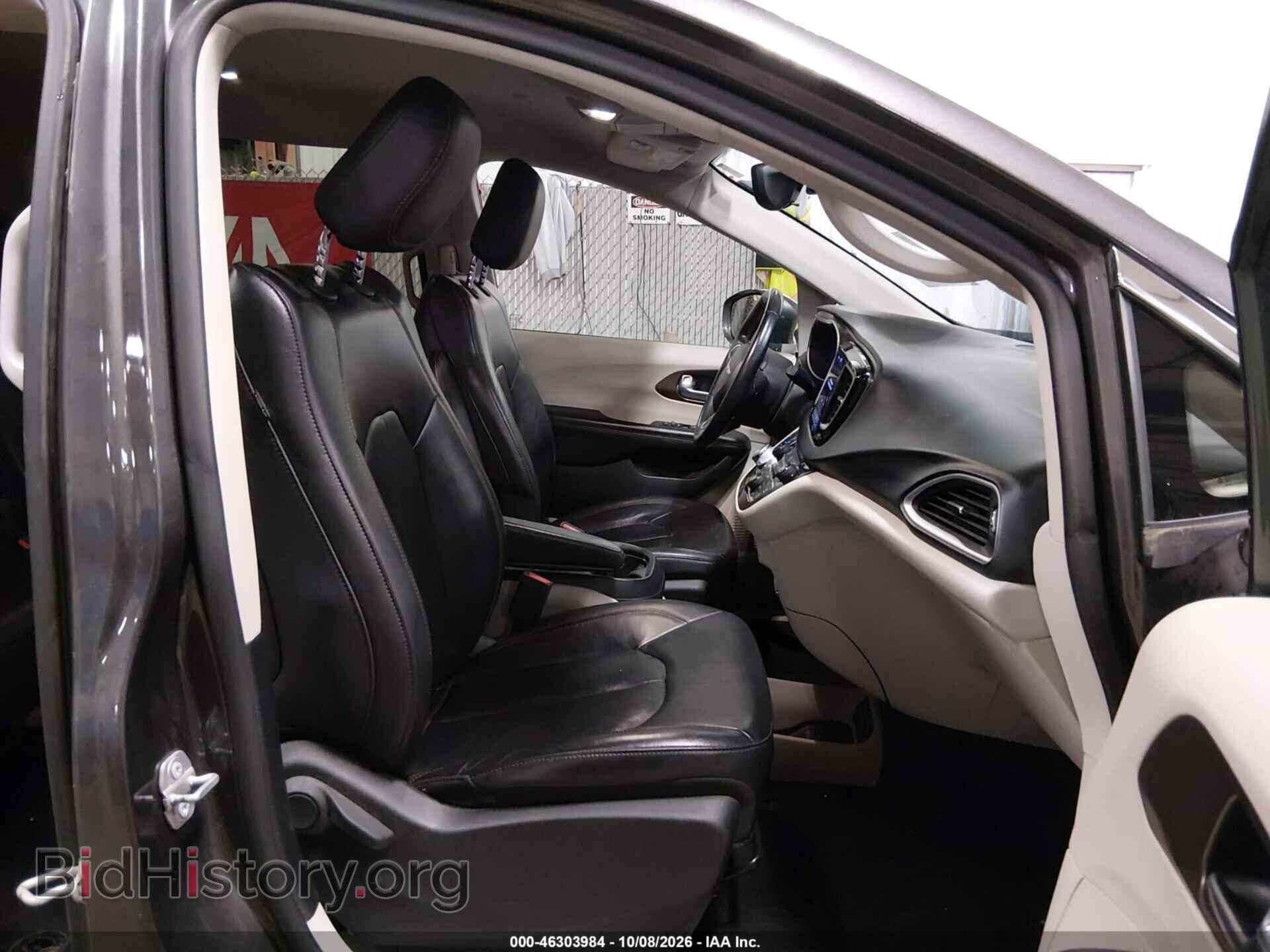 2018 CHRYSLER PACIFICA - VIN: 2C4RC1BG2JR246795 - Photo 5