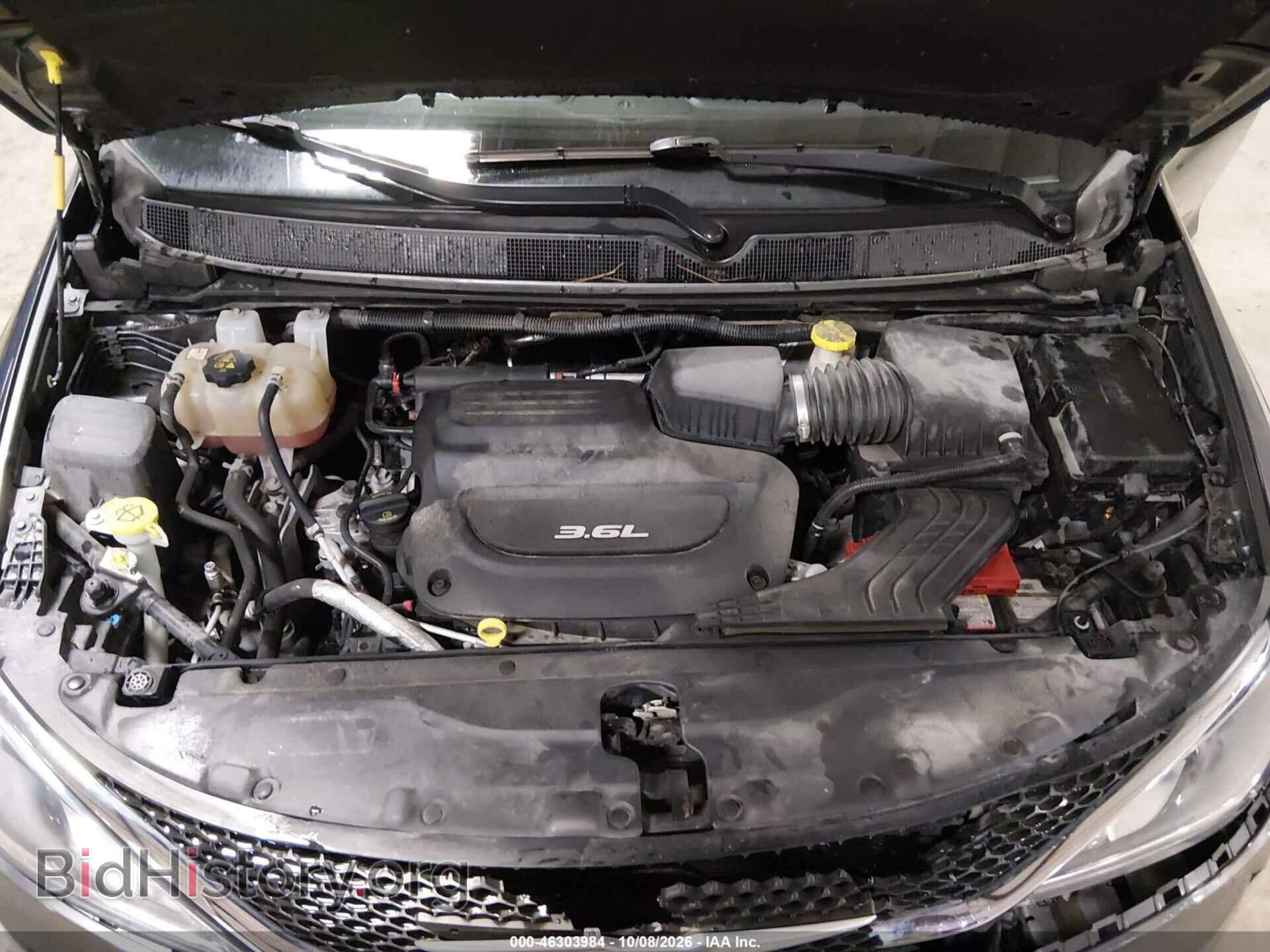 2018 CHRYSLER PACIFICA - VIN: 2C4RC1BG2JR246795 - Photo 10