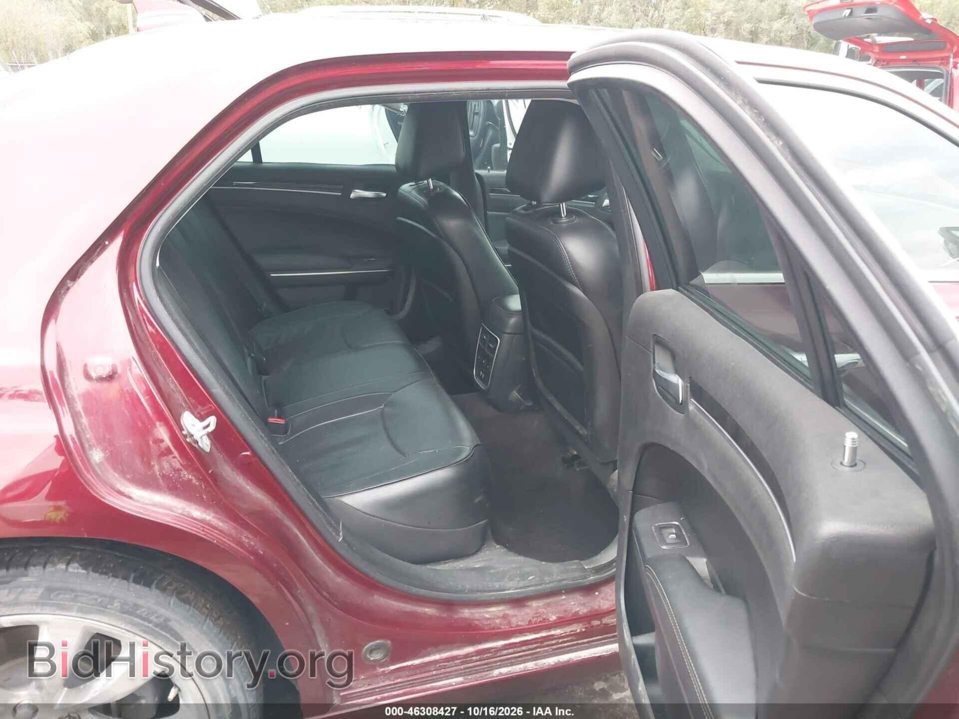2016 CHRYSLER 300 - VIN: 2C3CCAET5GH295961 - Фото 8
