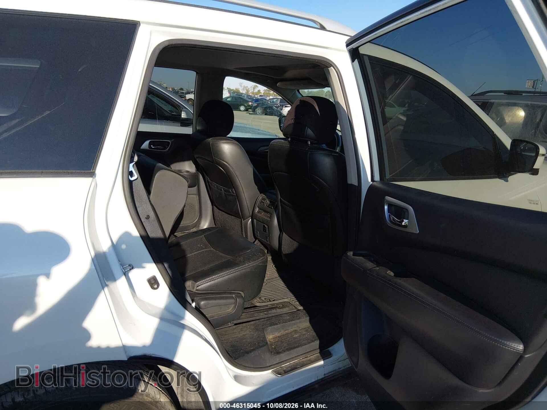 2017 NISSAN PATHFINDER - VIN: 5N1DR2MM4HC633381 - Photo 8