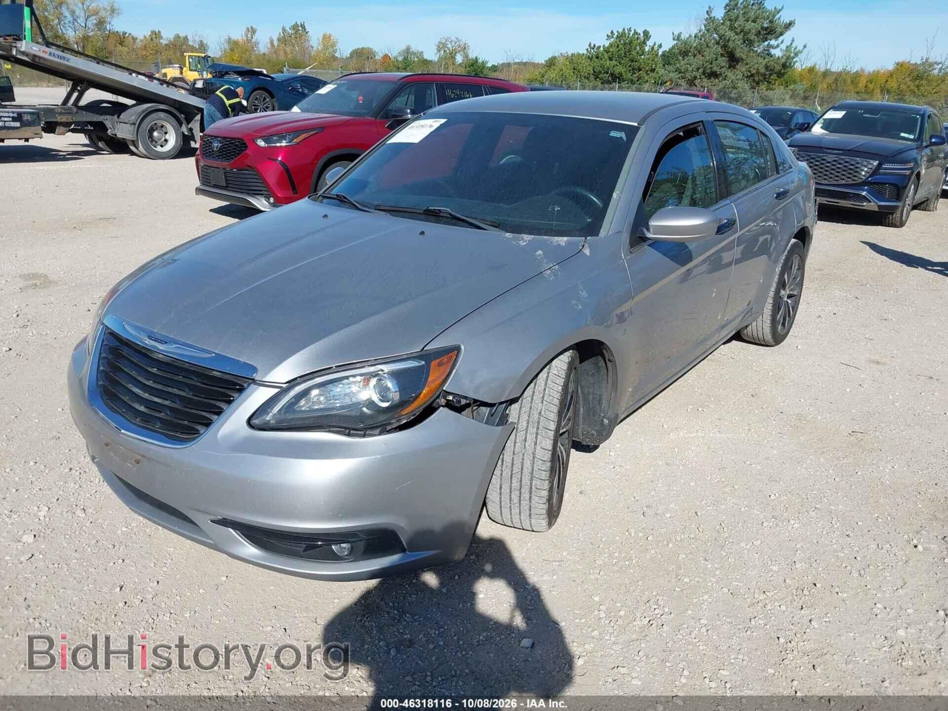 2013 CHRYSLER 200 - VIN: 1C3CCBBG6DN716814 - Photo 2