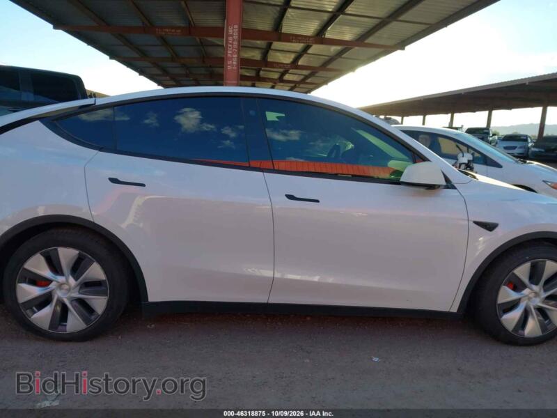2022 Tesla MODEL Y (VIN 7SAYGDEF4NF347314) — photo 12 of 17