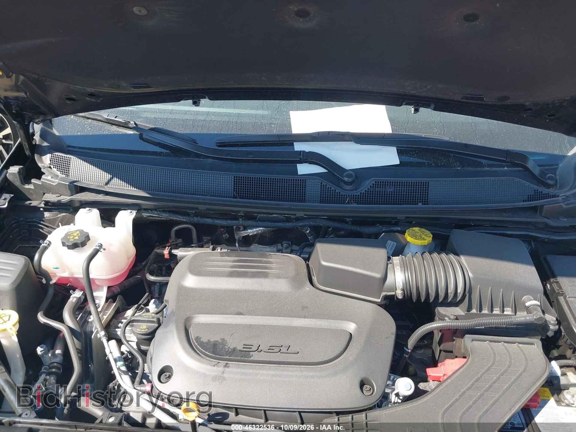 2027 CHRYSLER PACIFICA - VIN: 2C4RC1BG3VR556315 - Photo 10