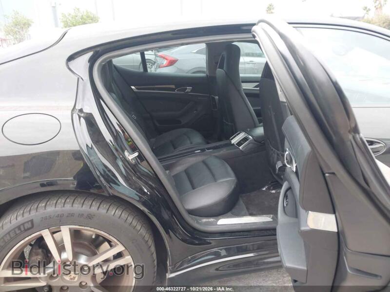 2011 Porsche PANAMERA (VIN WP0AA2A79BL011816) — фото 8 из 17