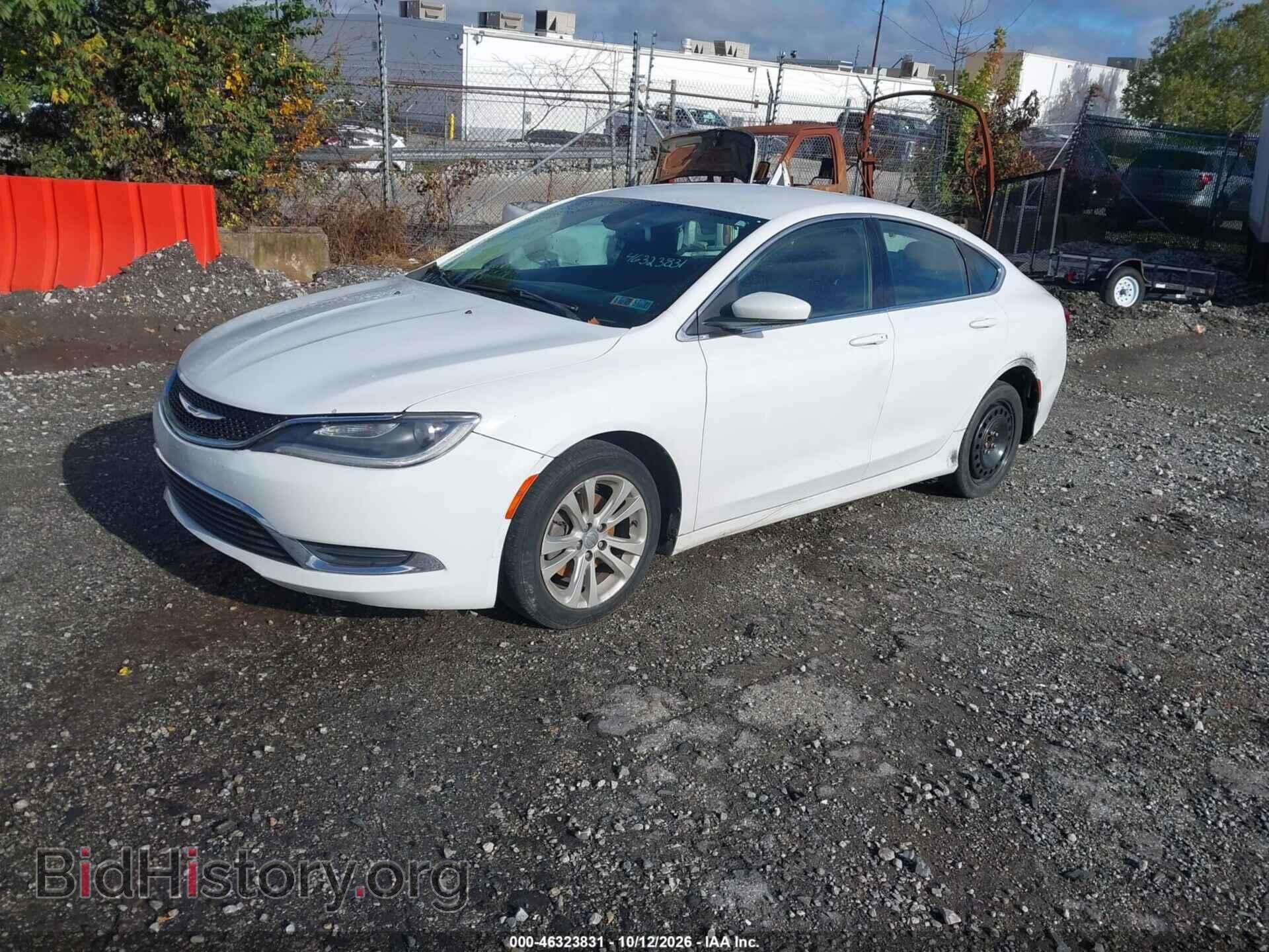 2015 CHRYSLER 200 - VIN: 1C3CCCAB6FN591022 - Фото 2