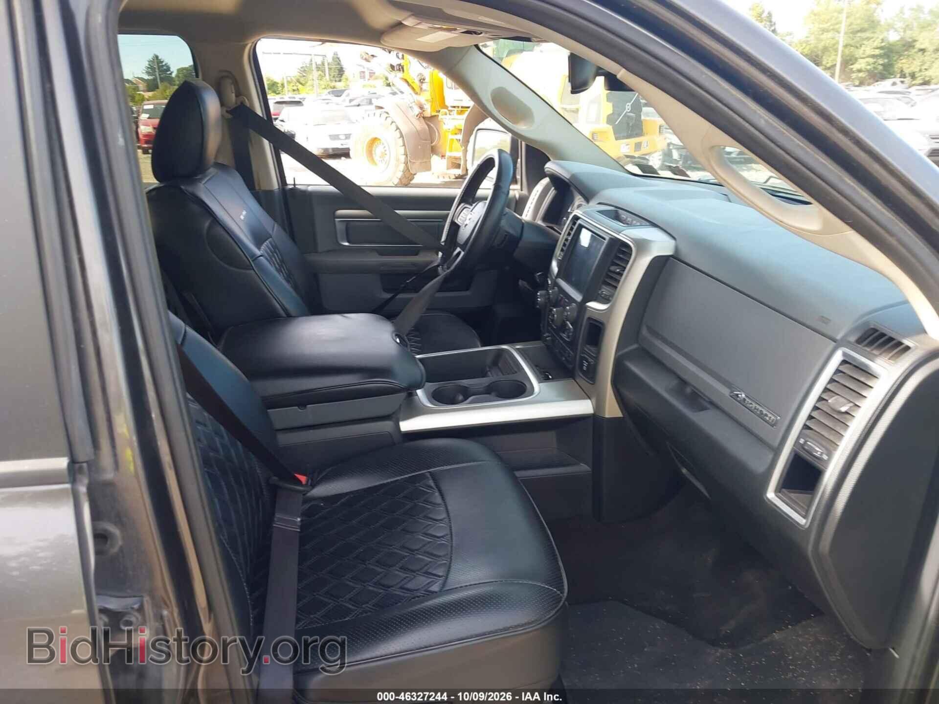2016 RAM 1500 - VIN: 3C6RR7LT7GG175547 - Фото 5