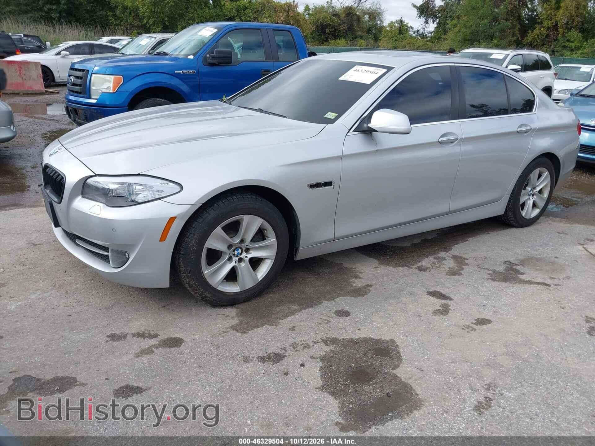 2013 BMW 528I - VIN: WBAXH5C52DDW12966 - Фото 2