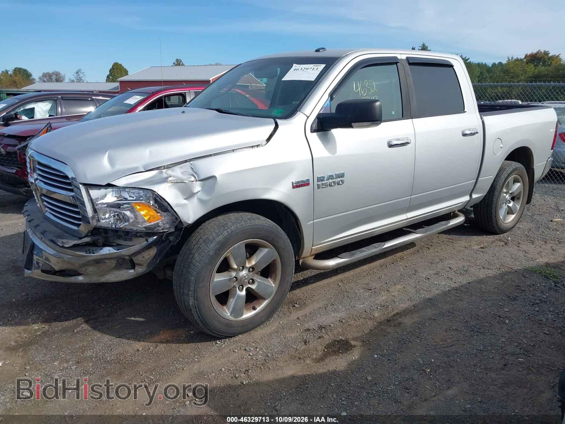 2015 RAM 1500 - VIN: 3C6RR7LT3FG585003 - Фото 2