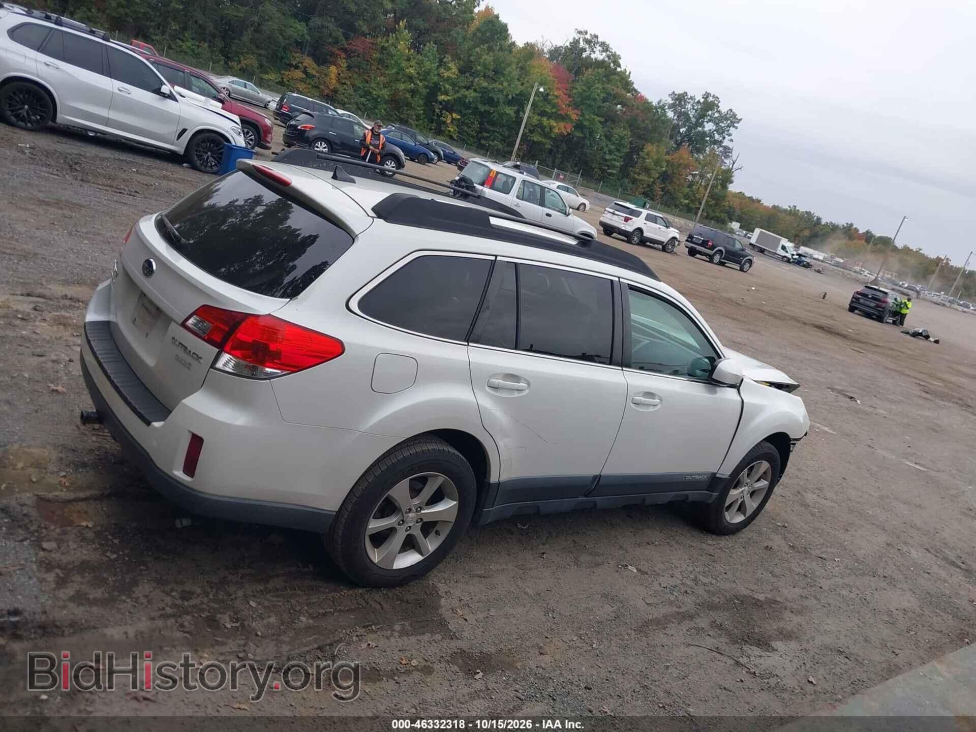 2014 SUBARU OUTBACK - VIN: 4S4BRBLC4E3255624 - Photo 14