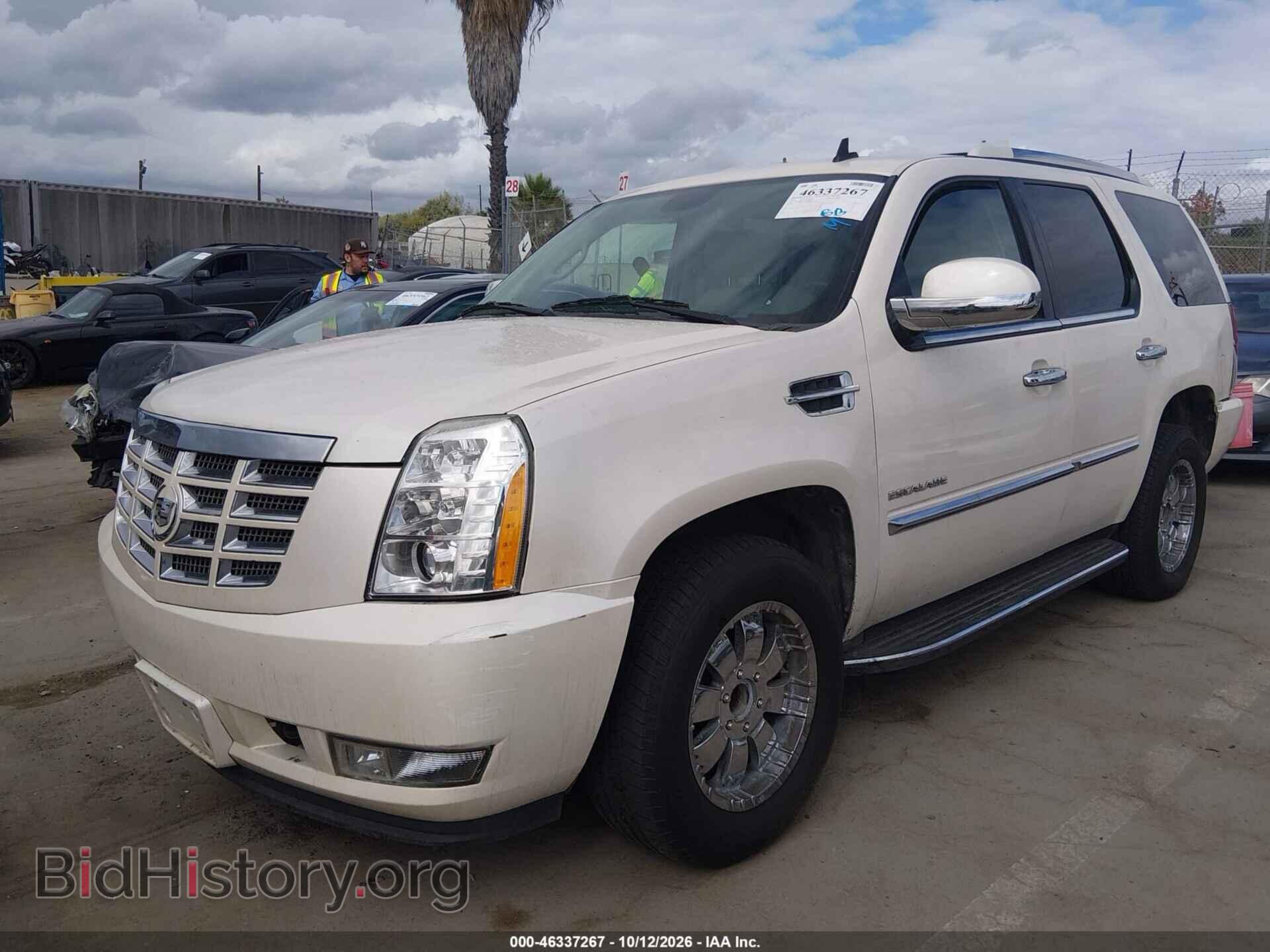 2012 CADILLAC ESCALADE - VIN: 1GYS3AEF0CR105067 - Фото 2