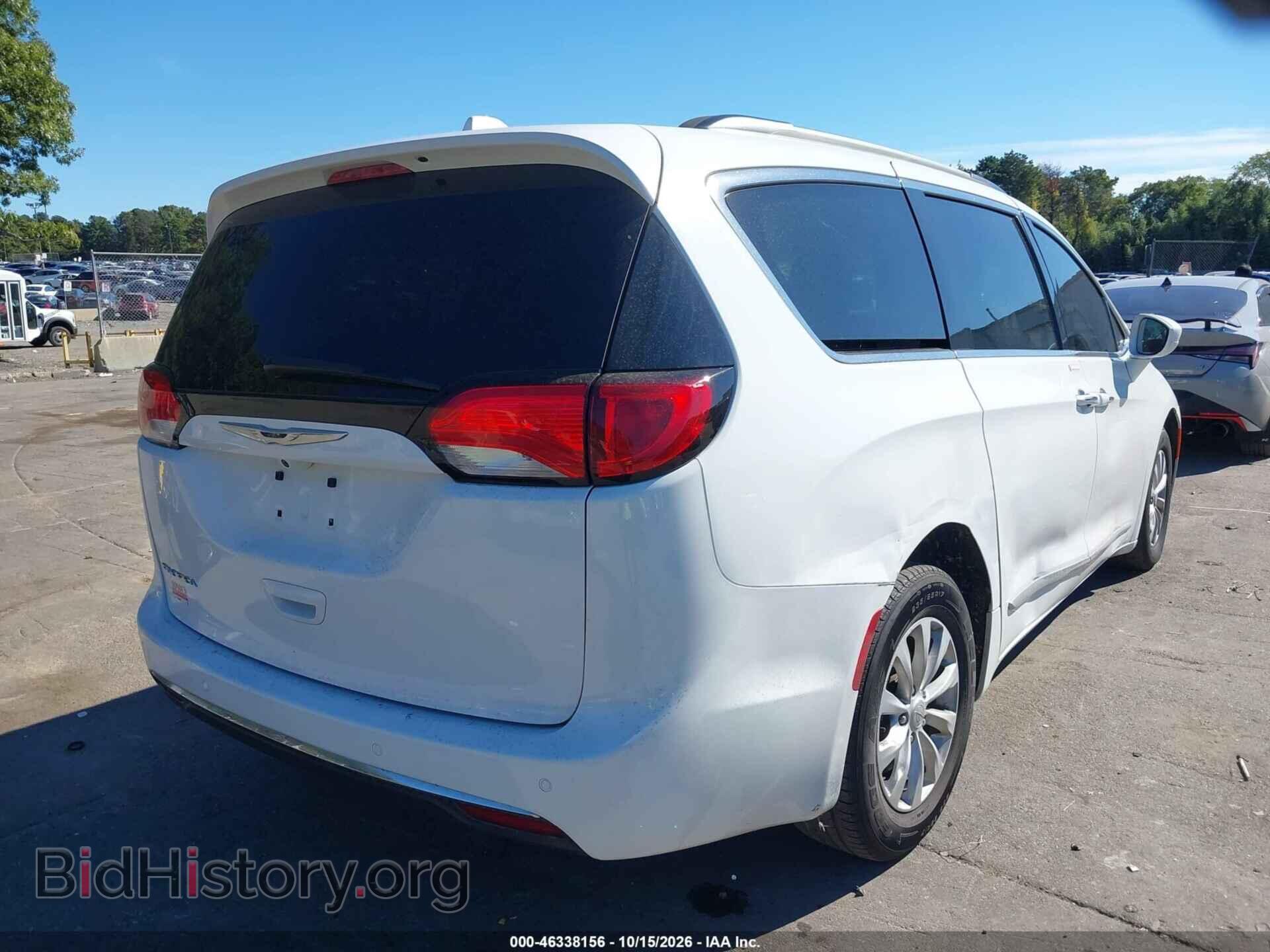 2017 CHRYSLER PACIFICA - VIN: 2C4RC1BG8HR543225 - Фото 4